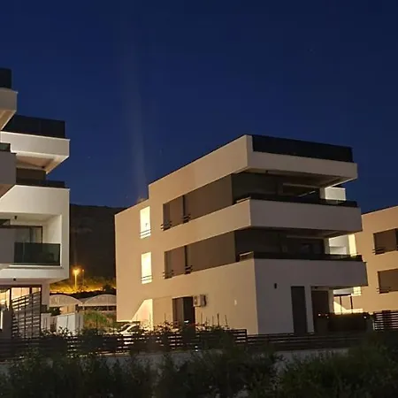 Penthouse Apartman Marcelina In Trogir Exterior photo